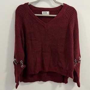 Seek the Label LF Brand Chunky Knit Sweater with Cut Off Ring Hardware Sleeves